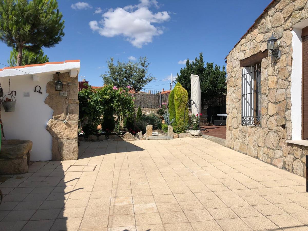 Casa Rural Rincón del Edén Tardobispo Exterior foto