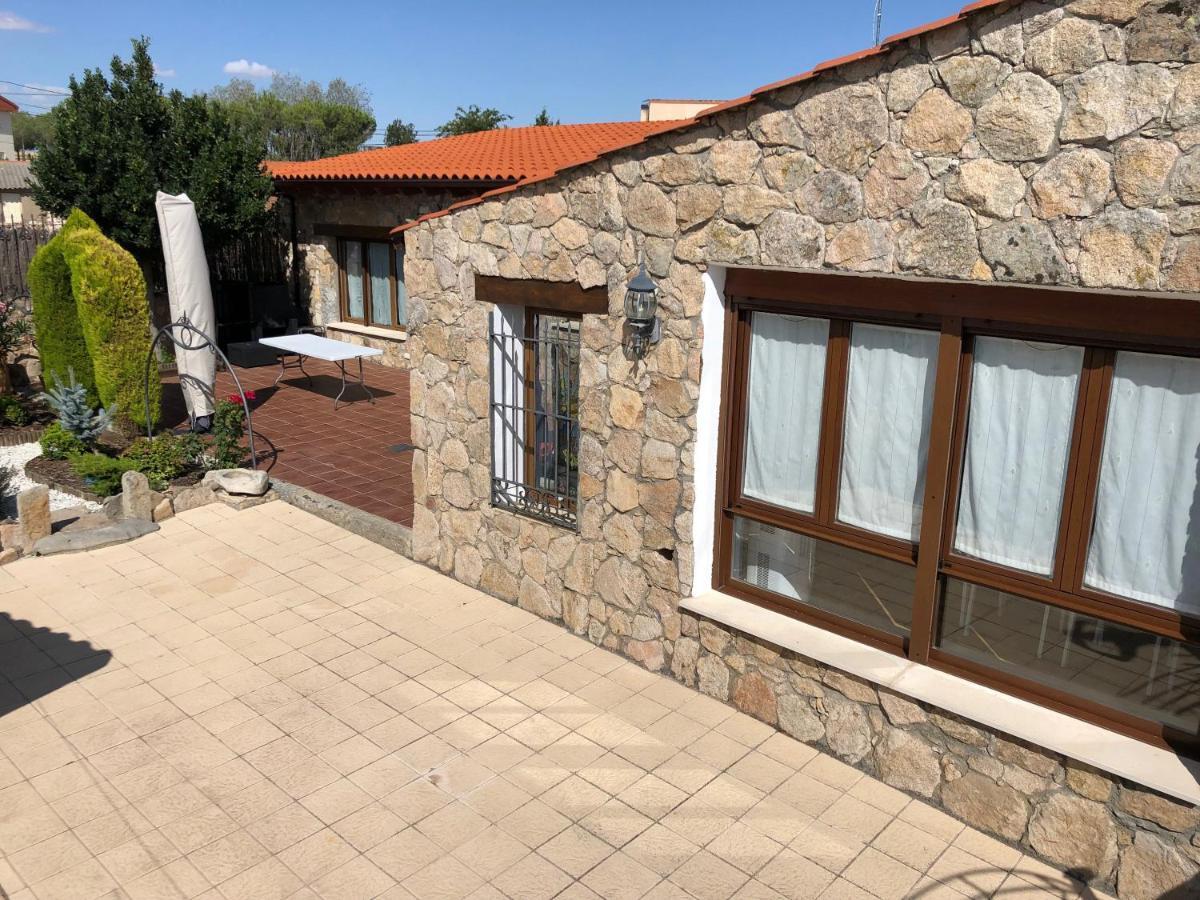 Casa Rural Rincón del Edén Tardobispo Exterior foto